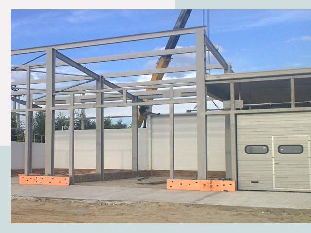 Строительство автосервисов от СтальСтрой-Клн по цене 607 руб.